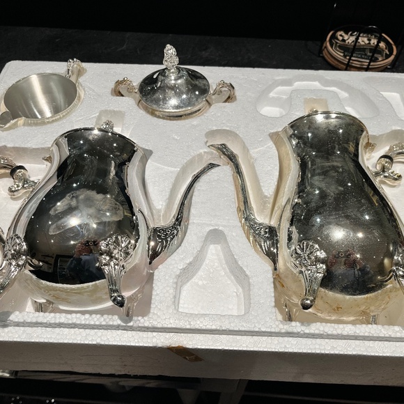 Silver Tea/coffee set - Picture 3 of 5